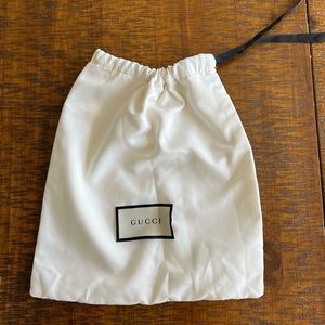 Gucci accessories bag